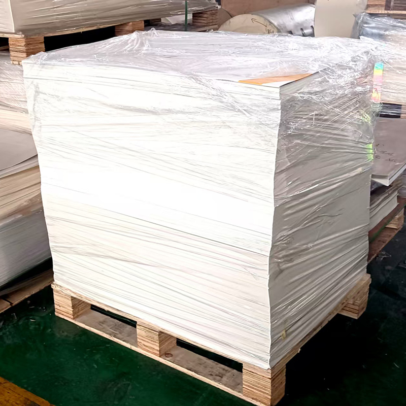 Các tông có lớp lót bằng bạc